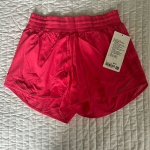 Lululemon Hotty hot short